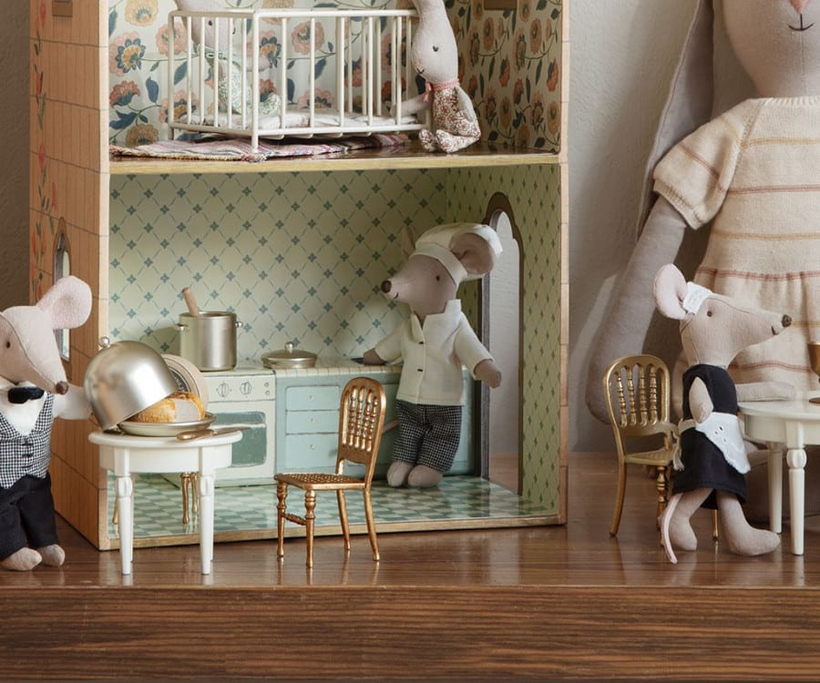 Mouse furniture & accessories